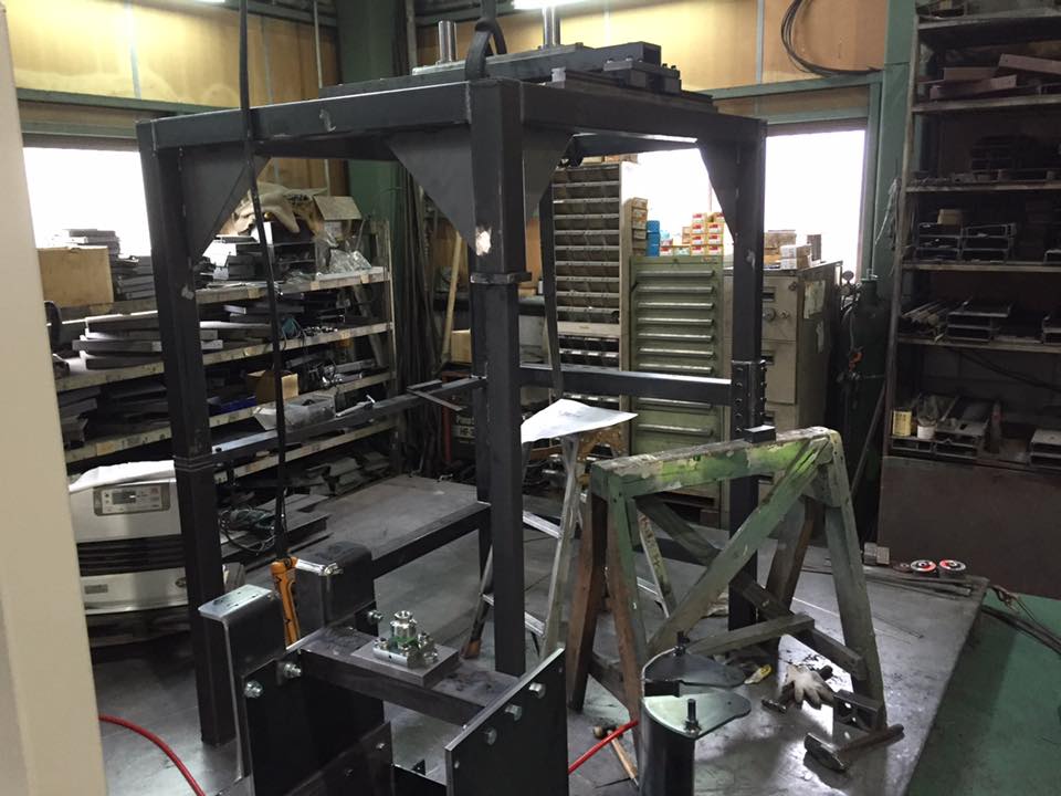 ���i����009